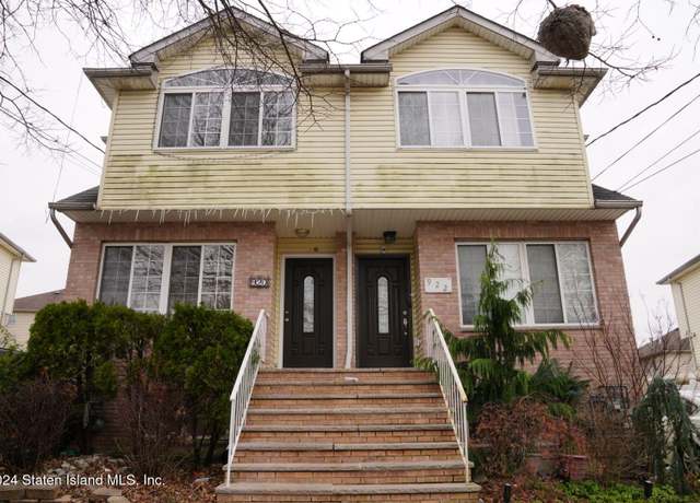 Property at 920 Rockland Ave, Staten Island, NY 10314, 4 beds, 2.5 baths