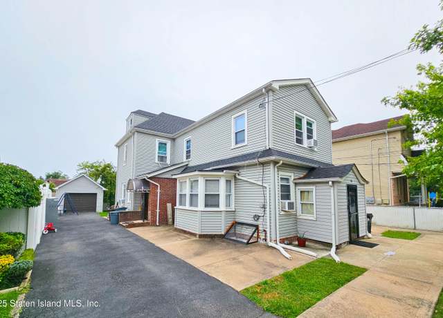 Property at 16 Lisbon Pl, Staten Island, NY 10306, 6 beds, 2 baths