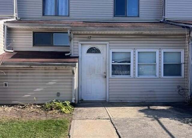 Property at 12 Regis Dr #79, Staten Island, NY 10314, 2 beds, 1.5 baths