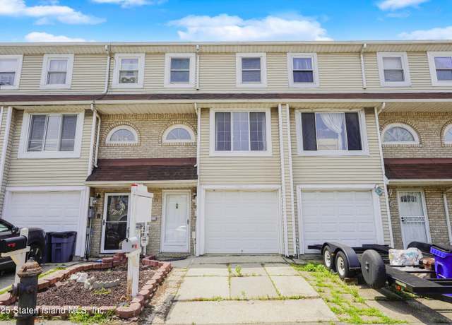 Property at 21 Carol Pl, Staten Island, NY 10303, 2 beds, 2 baths