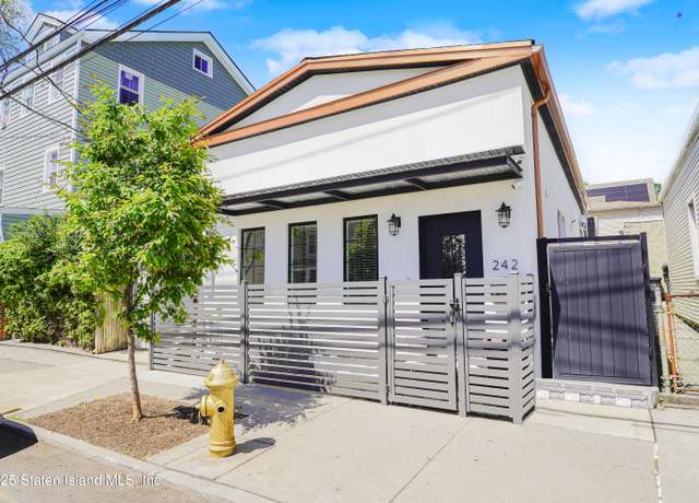 Property at 242 Van Duzer St, Staten Island, NY 10304, 1 bed, 1.5 baths