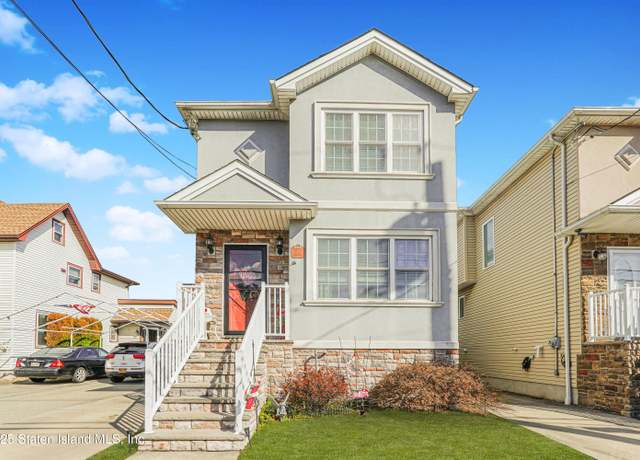 Property at 39 Alberta Ave, Staten Island, NY 10314, 3 beds, 3.5 baths