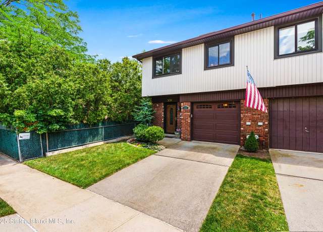 Property at 309 Rolling Hill Grn, Staten Island, NY 10312, 3 beds, 2 baths