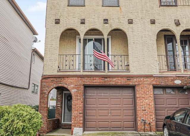 Property at 16 Ebey Ln, Staten Island, NY 10312, 3 beds, 2.5 baths