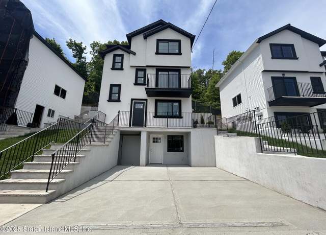 Property at 806 Van Duzer St, Staten Island, NY 10304, 5 beds, 1.5 baths