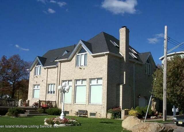 Property at 161 Boardwalk Ave, Staten Island, NY 10312, 4 beds, 4.5 baths