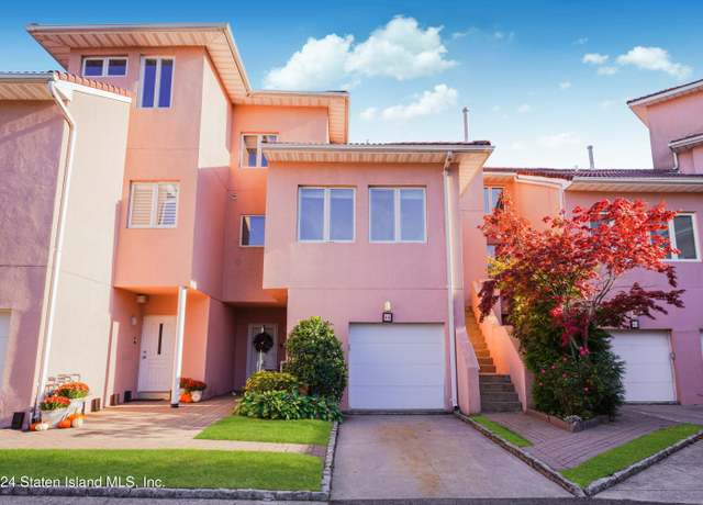 Property at 46 Harbour Ct, Staten Island, NY 10308, 3 beds, 4.5 baths