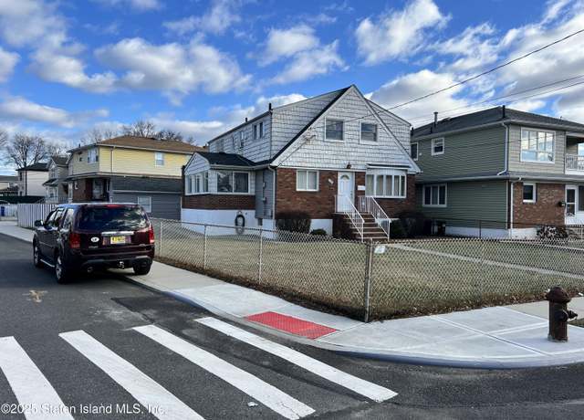 Property at 199 Evergreen Ave, Staten Island, NY 10305, 3 beds, 2 baths