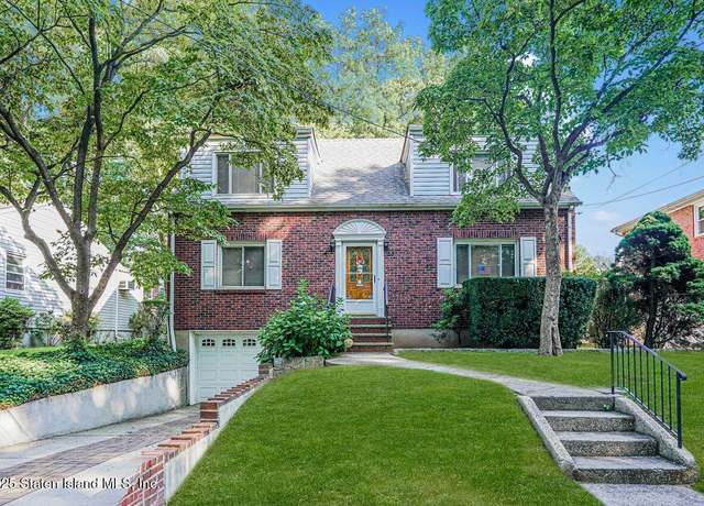 Property at 36 Shaw Pl, Staten Island, NY 10302, 5 beds, 3 baths