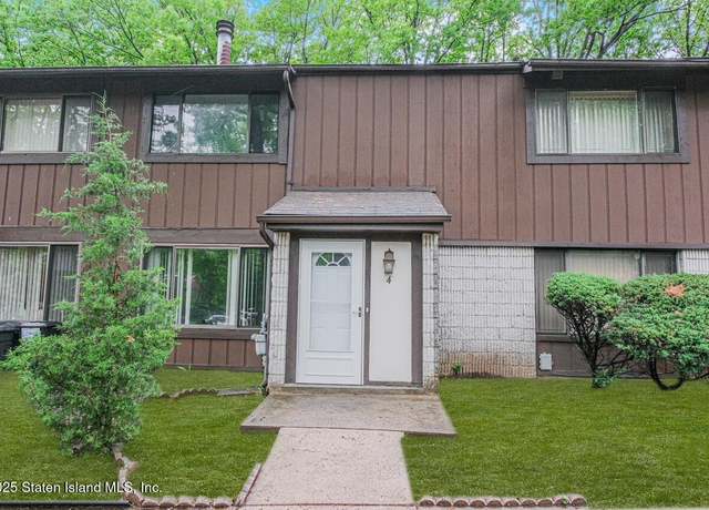 Property at 4 Rumson Rd, Staten Island, NY 10314, 2 beds, 1.5 baths