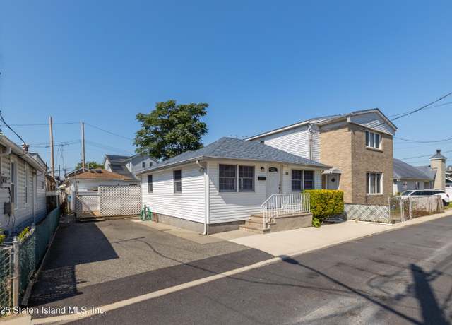 Property at 40 Waterside St, Staten Island, NY 10306, 2 beds, 1 bath