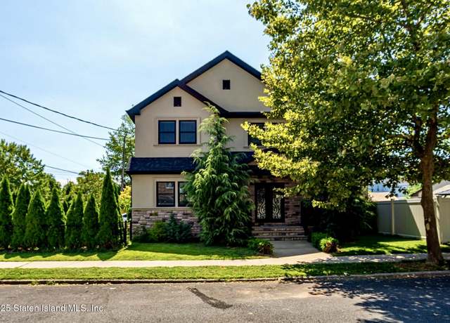 Property at 84 Stobe Ave, Staten Island, NY 10306, 4 beds, 3.5 baths