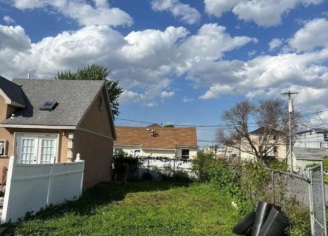 Property at 237 Freeborn St, Staten Island, NY 10306