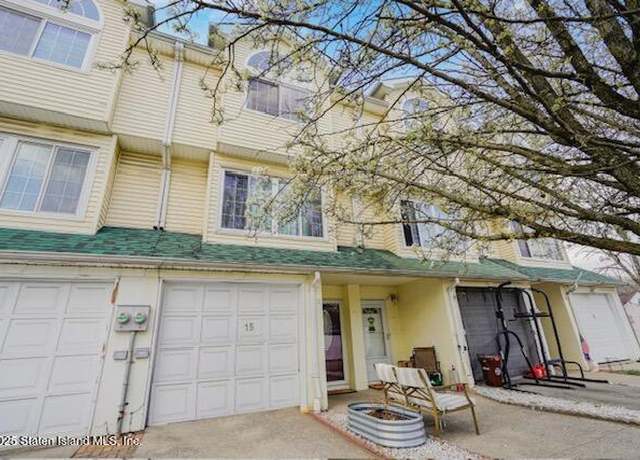 Property at 15 Ludwig Ln, Staten Island, NY 10303, 3 beds, 2 baths