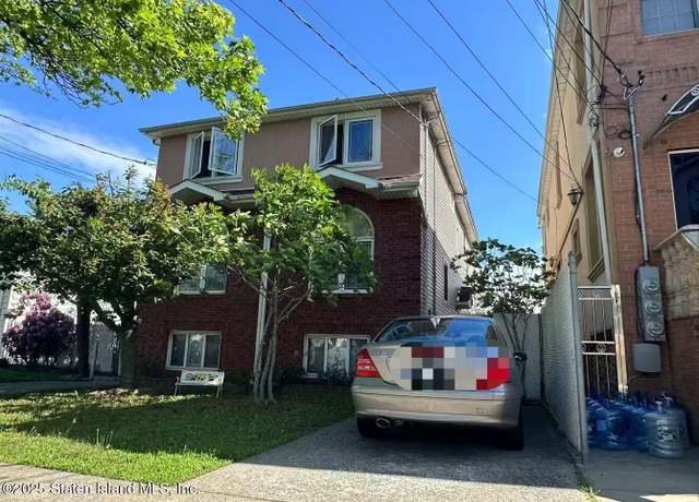 Property at 357 Cromwell Ave, Staten Island, NY 10305, 3 beds, 2.5 baths