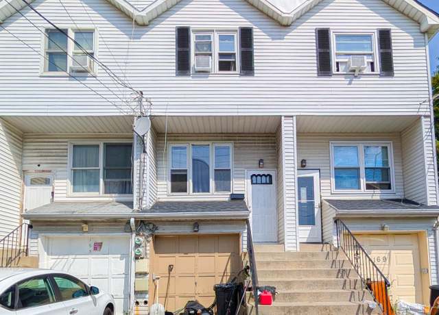 Property at 167 Harbor Rd, Staten Island, NY 10303, 3 beds, 2.5 baths