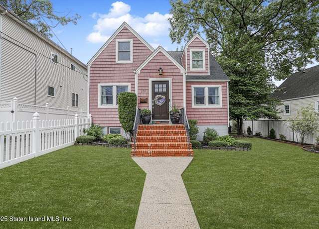 Property at 107 Elmwood Ave, Staten Island, NY 10308, 4 beds, 3 baths
