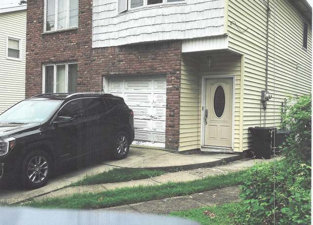 Property at 610 Woodrow Rd, Staten Island, NY 10312, 4 beds, 2.5 baths
