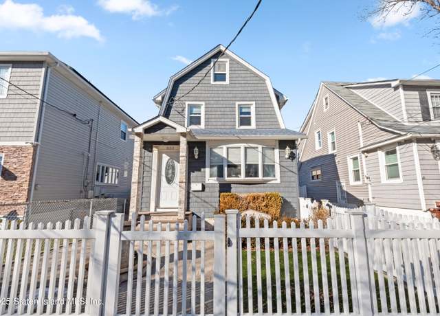 Property at 833 Delafield Ave, Staten Island, NY 10310, 3 beds, 2.5 baths