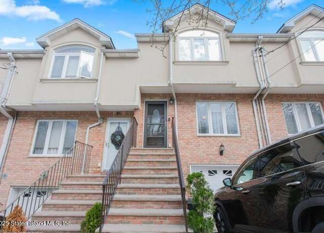 Property at 88 Gwenn Loop, Staten Island, NY 10314, 3 beds, 2.5 baths