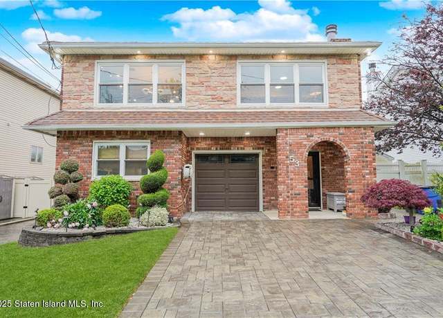 Property at 53 Hanover Ave, Staten Island, NY 10309, 4 beds, 3.5 baths