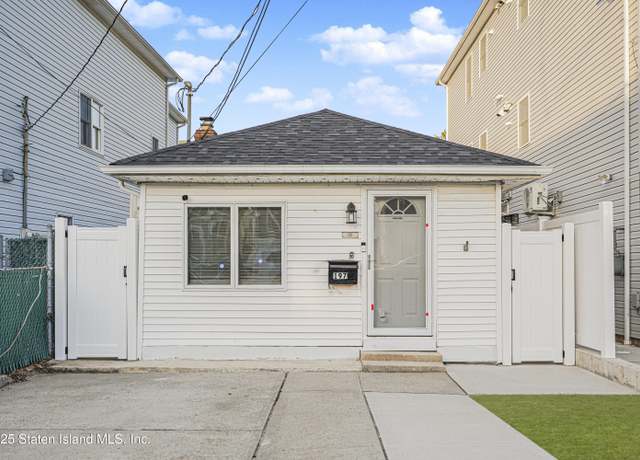 Property at 197 Wiman Ave, Staten Island, NY 10308, 2 beds, 1 bath