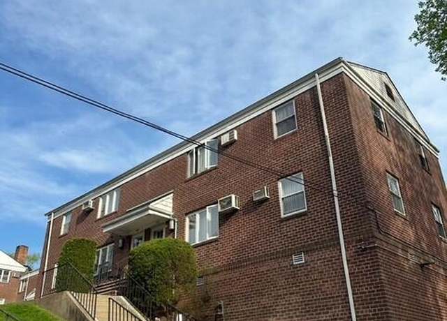 Property at 182 Arlo Rd Unit B, Staten Island, NY 10301, 2 beds, 1 bath