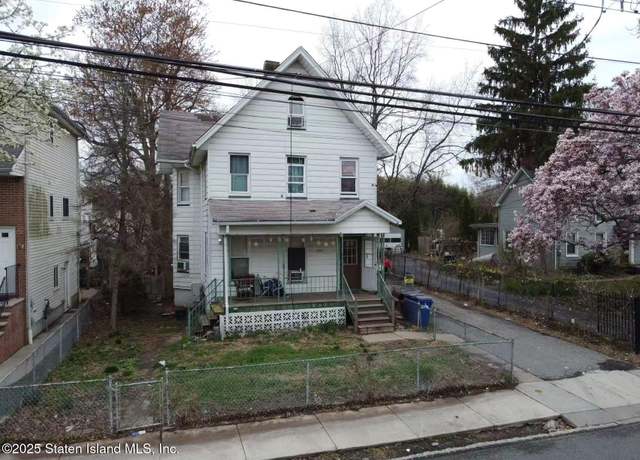 Property at 298 Harbor Rd, Staten Island, NY 10303, 6 beds, 2.5 baths