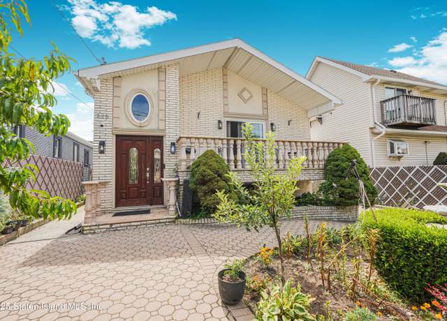 Property at 226 Olympia Blvd, Staten Island, NY 10305, 4 beds, 2.5 baths