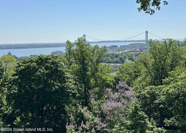 Property at 25-40 Harborlights Ct, Staten Island, NY 10301