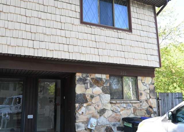 Property at 366 Rolling Hill Grn, Staten Island, NY 10312, 2 beds, 1.5 baths