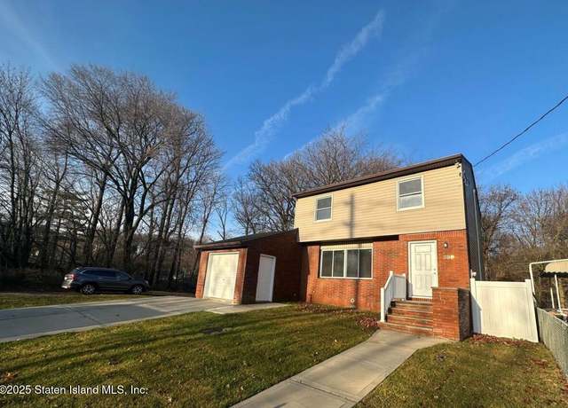 Property at 383 Woodrow Rd, Staten Island, NY 10312, 3 beds, 2.5 baths