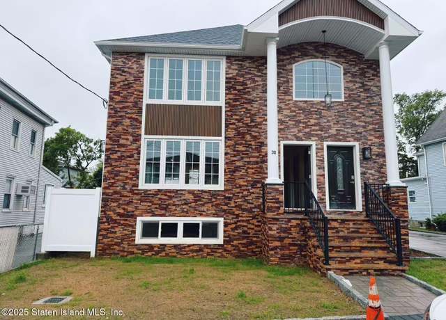 Property at 30 Church Ave, Staten Island, NY 10314, 7 beds, 5 baths