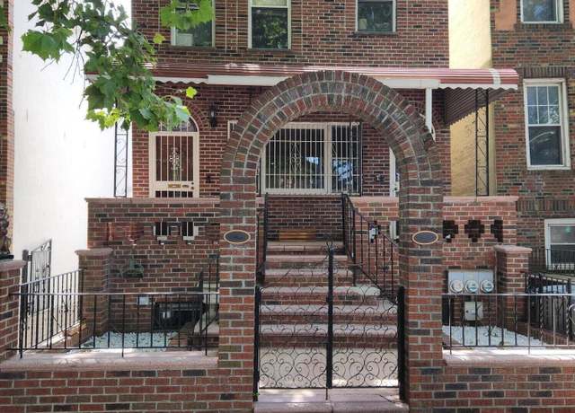 Property at 114 Terrace Pl, Brooklyn, NY 11218, 5 beds, 4 baths