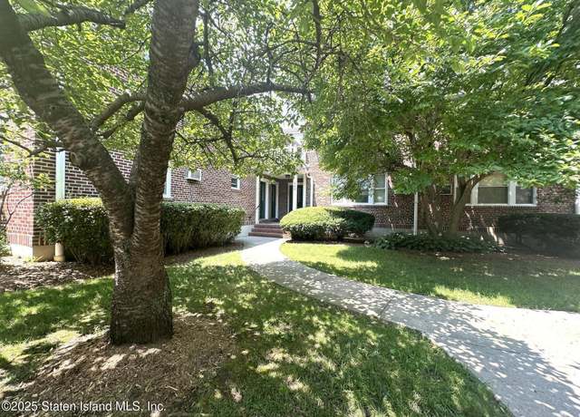 Property at 144 Bard Ave Unit 25b, Staten Island, NY 10310, 2 beds, 1 bath