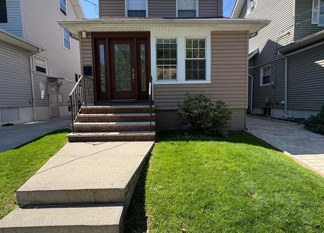 Property at 152 Harvest Ave, Staten Island, NY 10310, 4 beds, 2.5 baths
