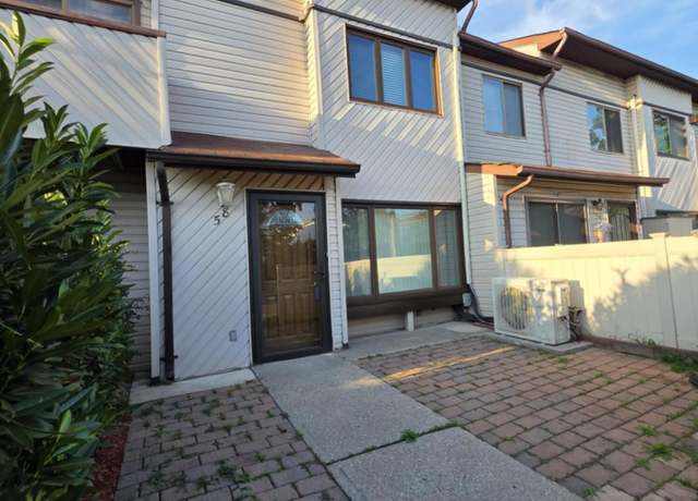 Property at 58 Selvin Loop, Staten Island, NY 10303, 2 beds, 1 bath
