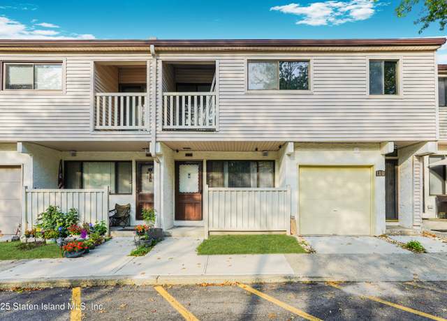 Property at 108 Surfside Plz, Staten Island, NY 10307, 1 bed, 1 bath
