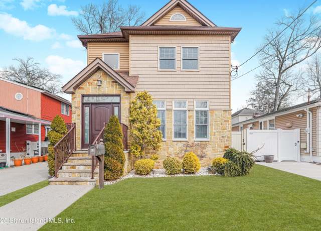 Property at 45 Elmwood Ave, Staten Island, NY 10308, 4 beds, 3.5 baths