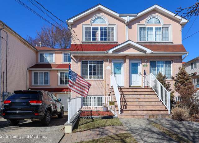 Property at 1317 Rockland Ave, Staten Island, NY 10314, 4 beds, 2.5 baths