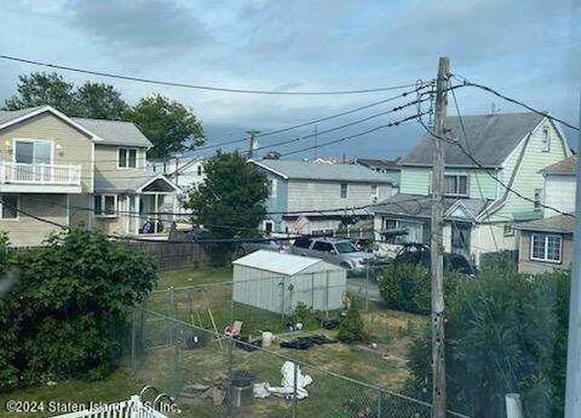 Property at 7 Keen Ct, Brooklyn, NY 11229