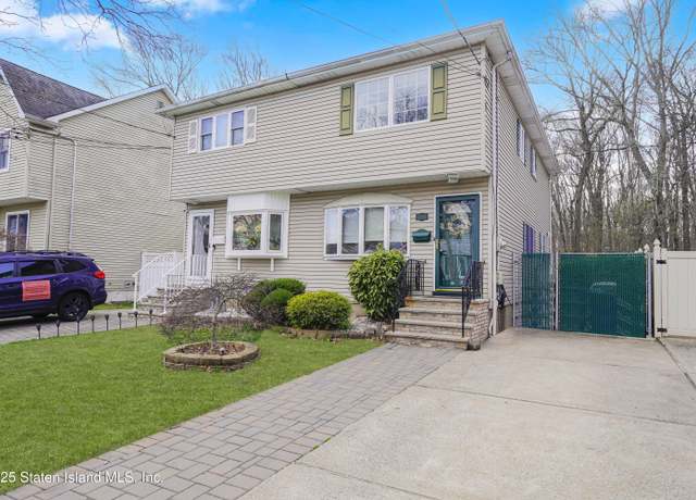Property at 260 Richard Ave, Staten Island, NY 10309, 3 beds, 1.5 baths