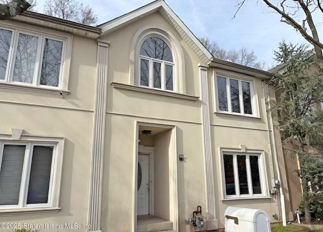 Property at 10 Penton St, Staten Island, NY 10309, 3 beds, 1.5 baths