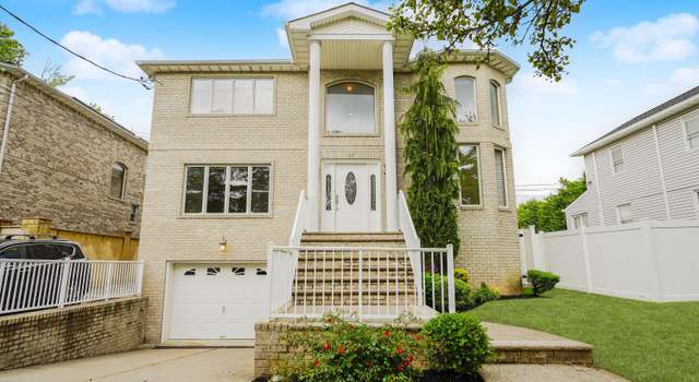 Photo of 30 Carlton Ct, Staten Island, NY 10312