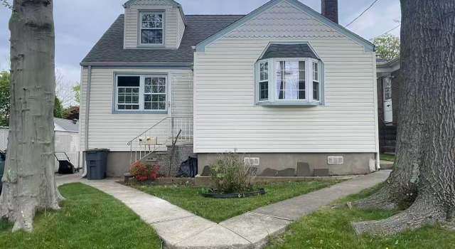 Photo of 523 Woolley Ave, Staten Island, NY 10314