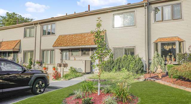 Photo of 94 Bower Ct, Staten Island, NY 10309
