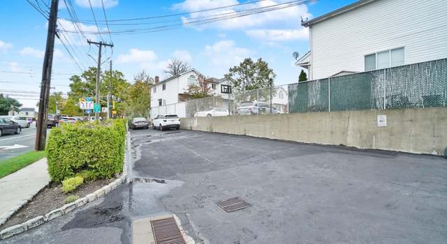 Photo of 301 Slosson Ave, Staten Island, NY 10314