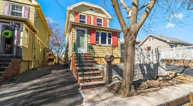 Photo of 11 St Anthony Pl, Staten Island, NY 10302