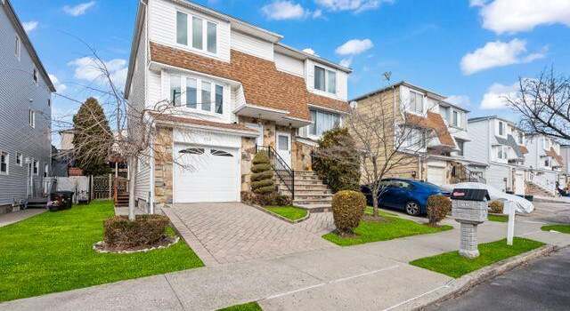 Photo of 102 Rockne St, Staten Island, NY 10314