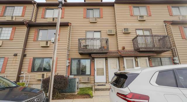 Photo of 72 Lamped Loop, Staten Island, NY 10314